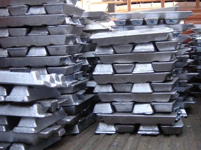 Recycling metal or paper or steel (7)